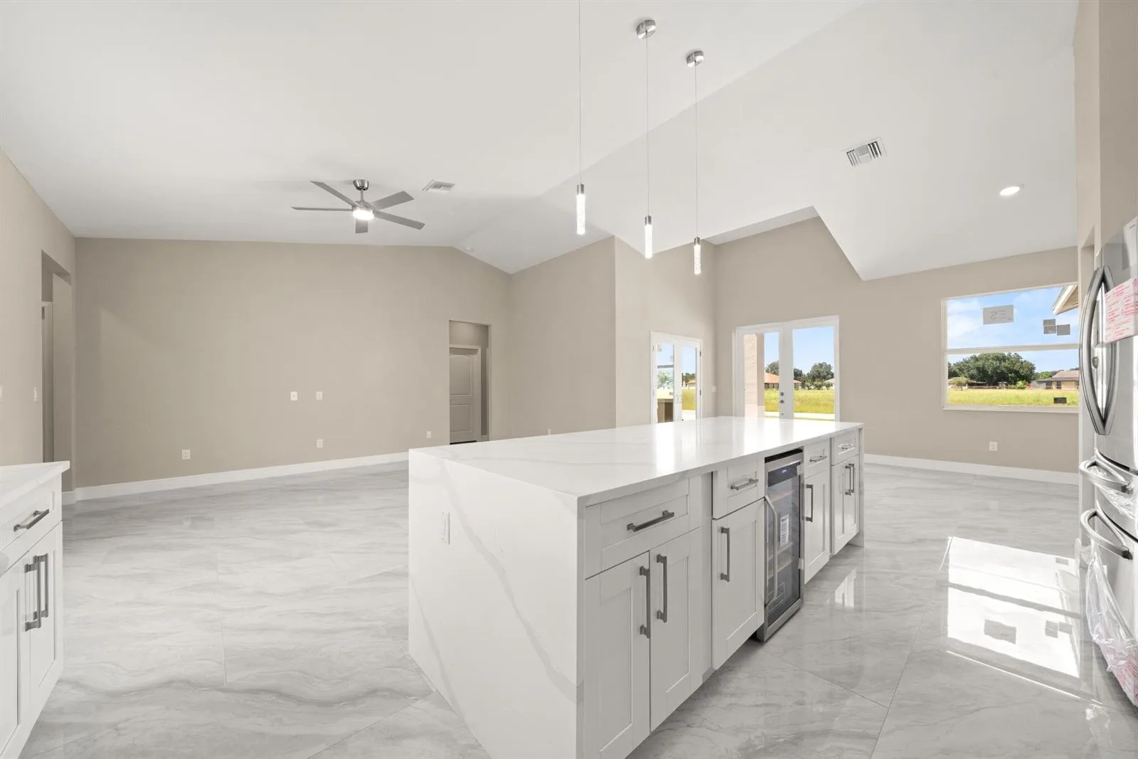 525 GLEN MAR Circle, Sebring, FL 33876 photo 6