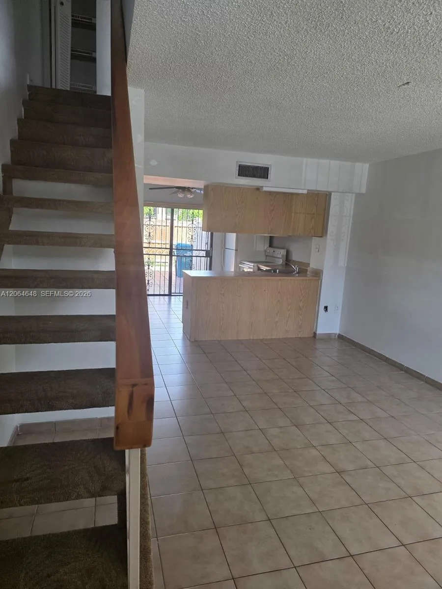 1823 SW 107th Ave # 1602, Miami, FL 33165 photo 2