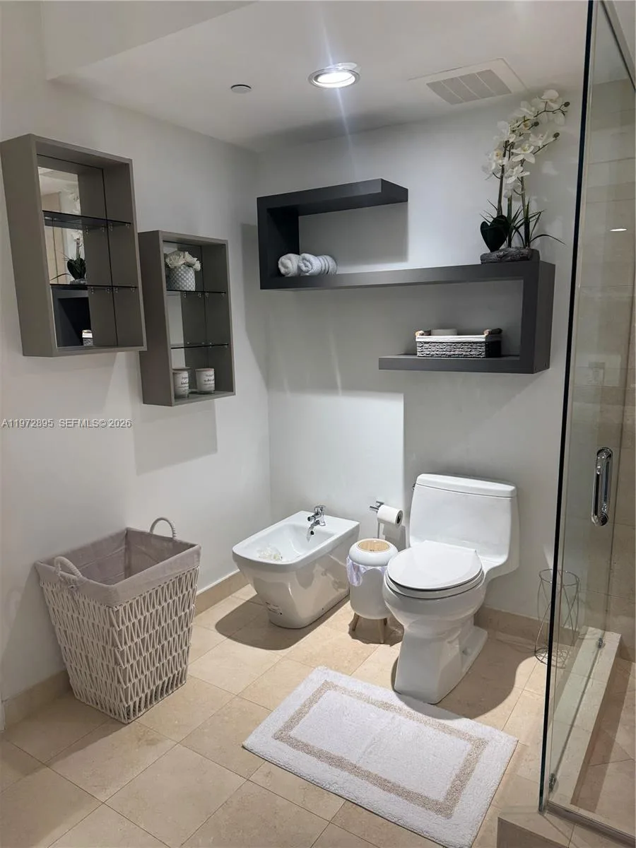 1830 S Ocean Dr # 5008, Hallandale Beach, FL 33009 photo 3