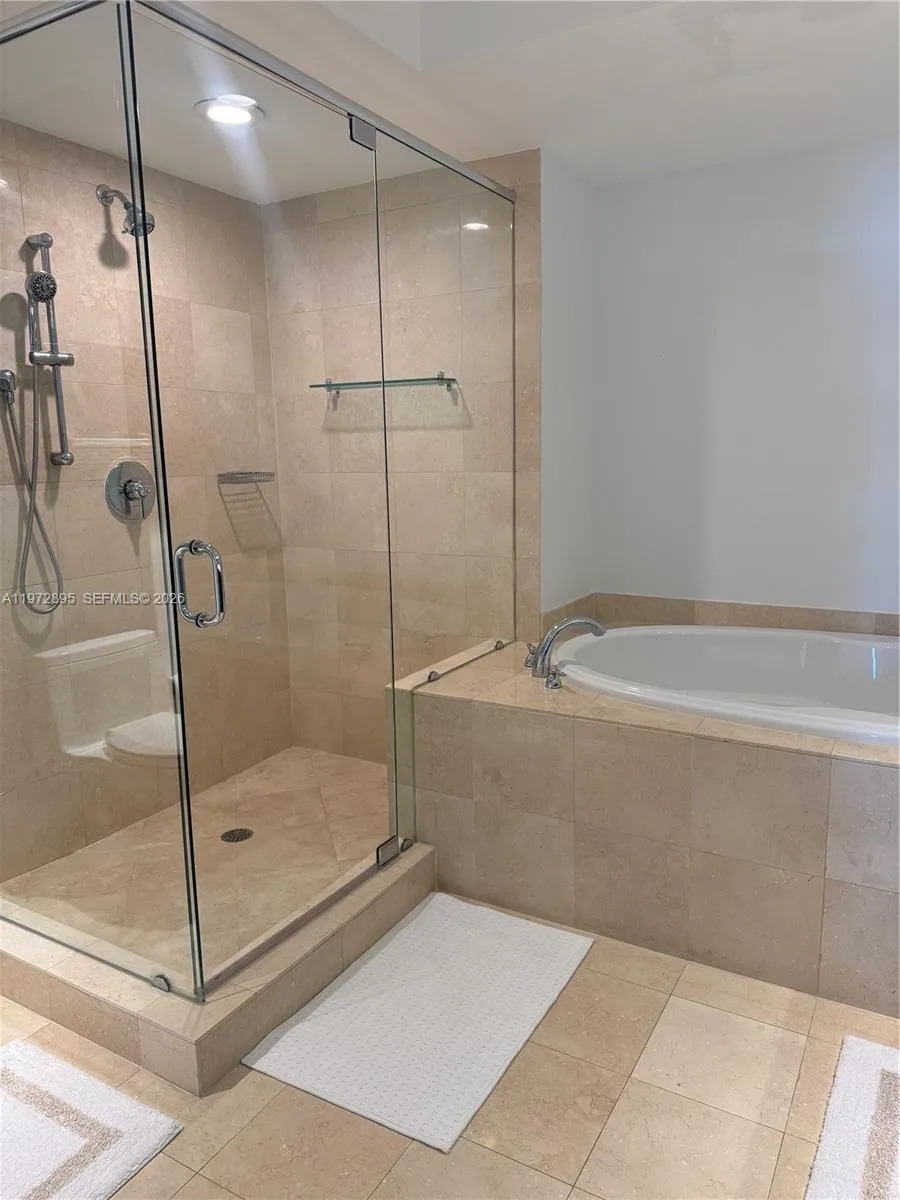 1830 S Ocean Dr # 5008, Hallandale Beach, FL 33009 photo 4