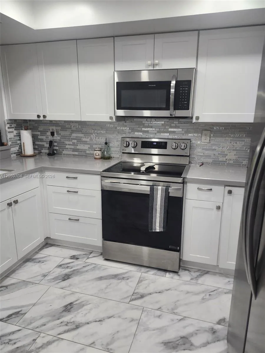 8810 SW 123rd Ct # M103, Miami, FL 33186 photo 7