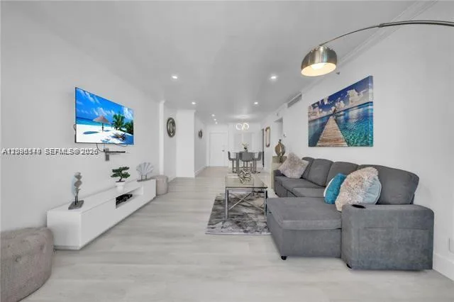 2501 S Ocean Dr # PH38, Hollywood, FL 33019
