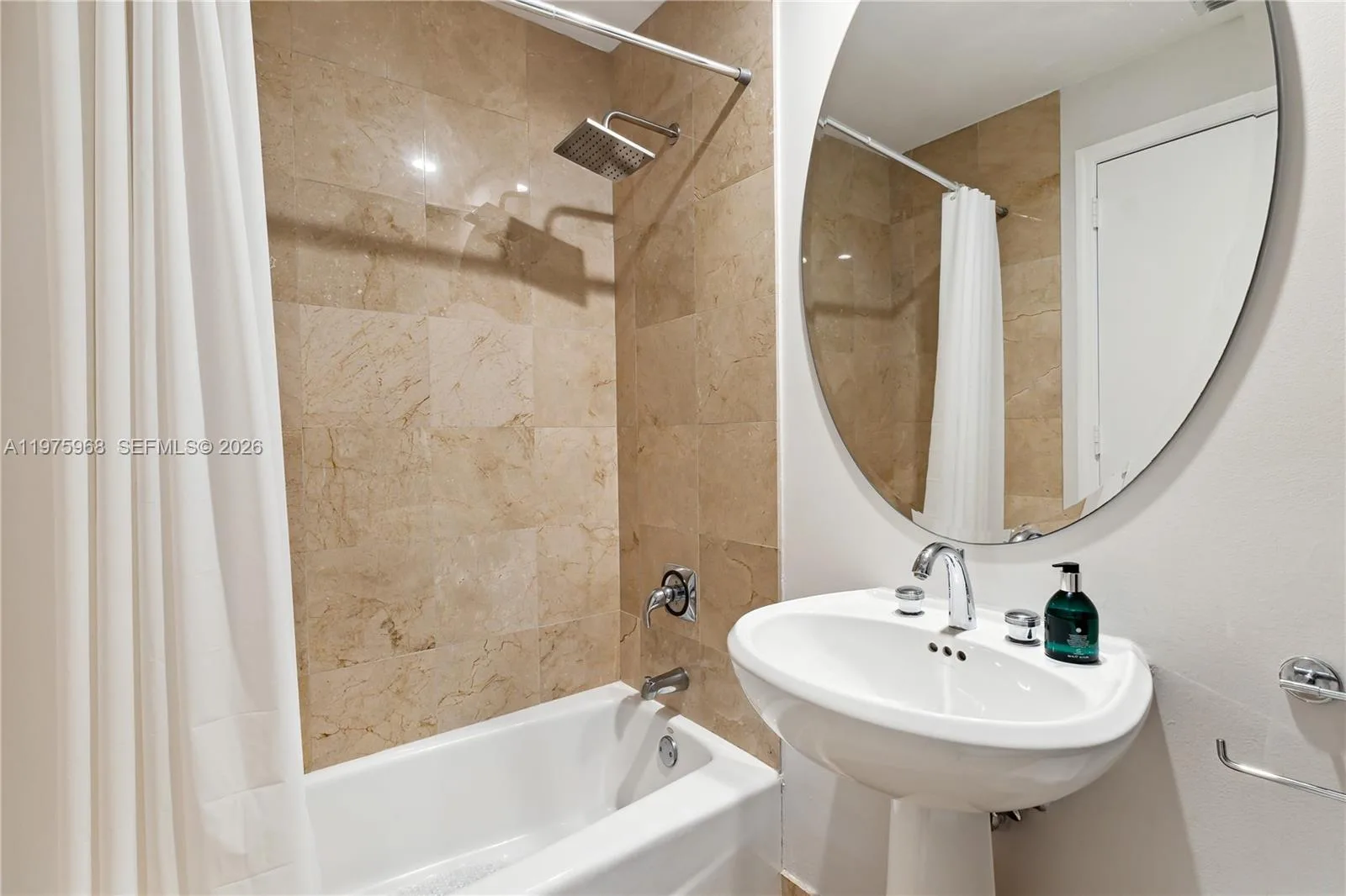808 Brickell Key Dr # 2502, Miami, FL 33131 photo 5
