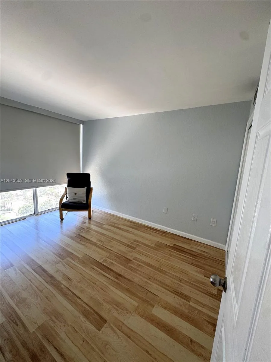 600 NE 36th St # 1717, Miami, FL 33137 photo 12
