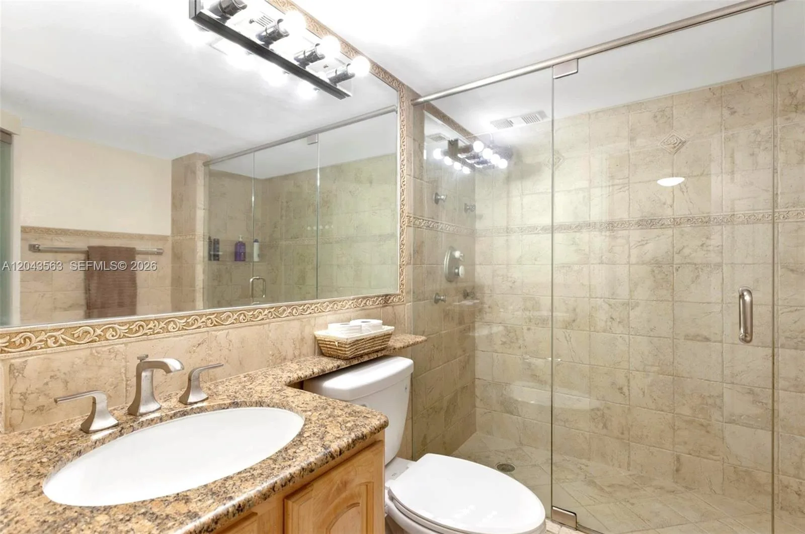 600 NE 36th St # 1717, Miami, FL 33137 photo 13
