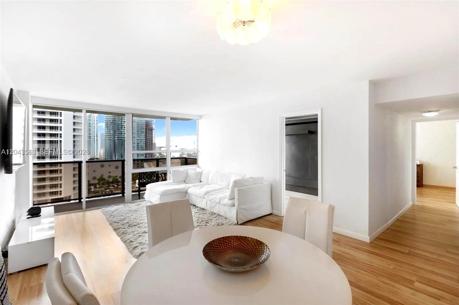 600 NE 36th St # 1717, Miami, FL 33137 photo 4