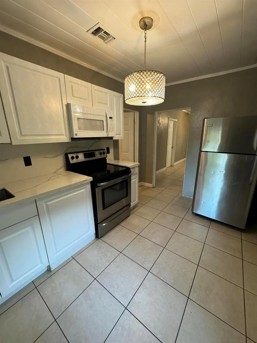 715 S B Street, FL 33460