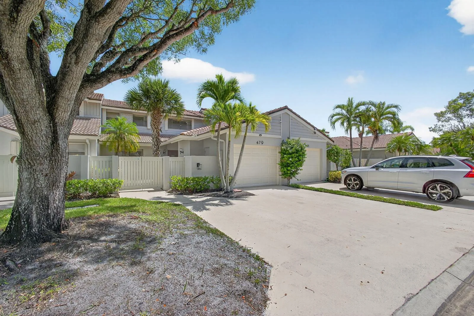 479 Prestwick Circle, Palm Beach Gardens, FL 33418 photo 3