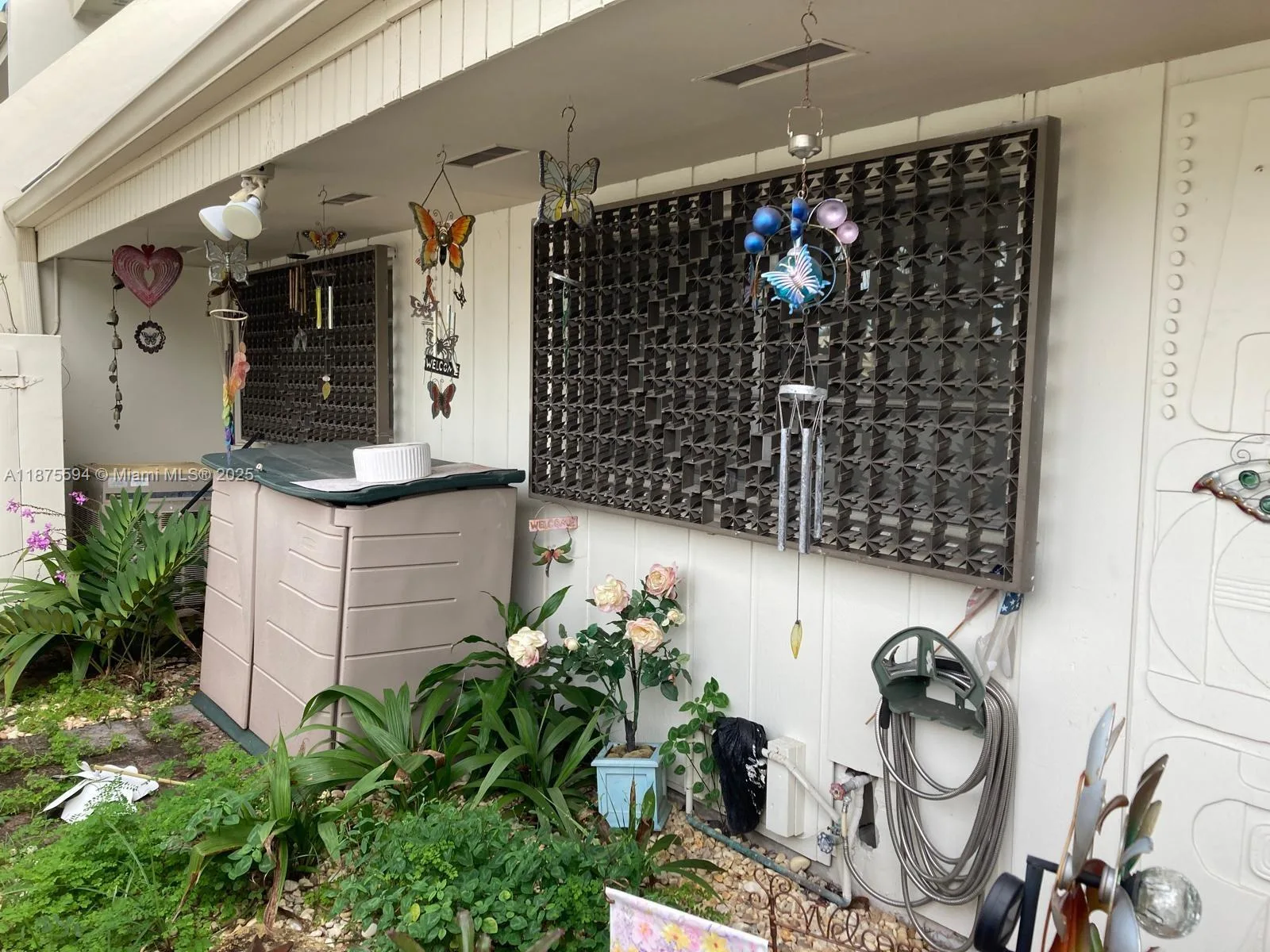 8124 SW 81st Ter, Miami, FL 33143 photo 2