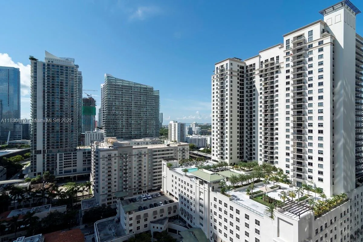 45 SW 9th St # 1906, Miami, FL 33130 photo 7