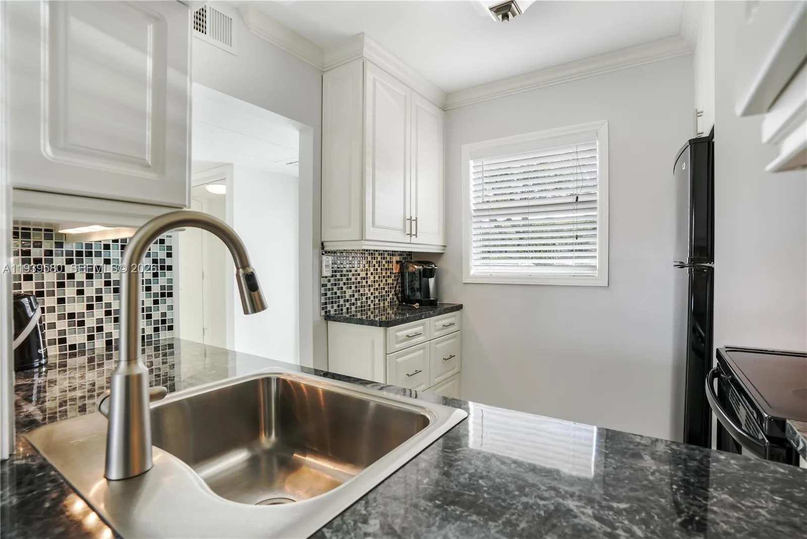 4801 NW 34th St # 406, Lauderdale Lakes, FL 33319 photo 11