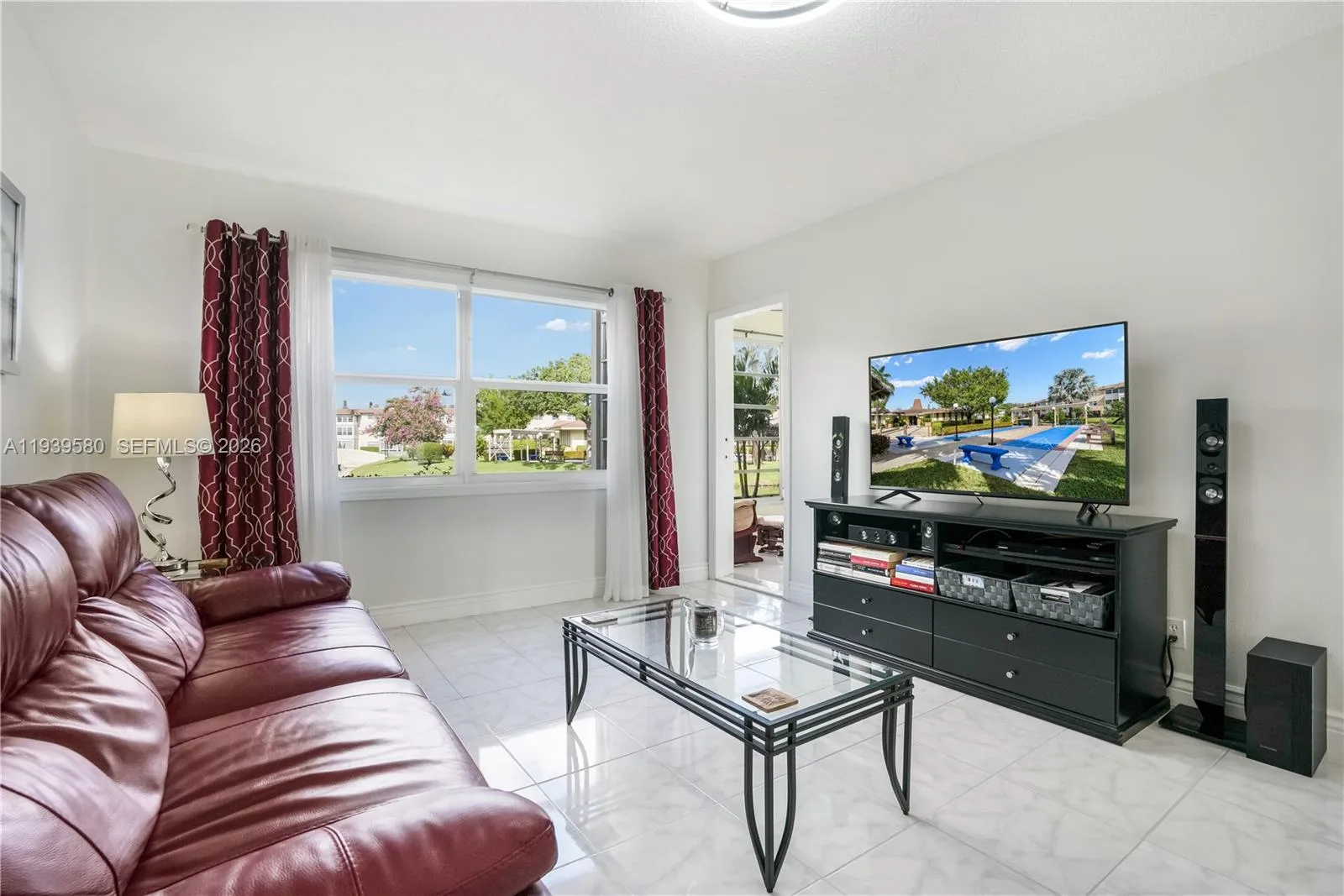 4801 NW 34th St # 406, Lauderdale Lakes, FL 33319 photo 4