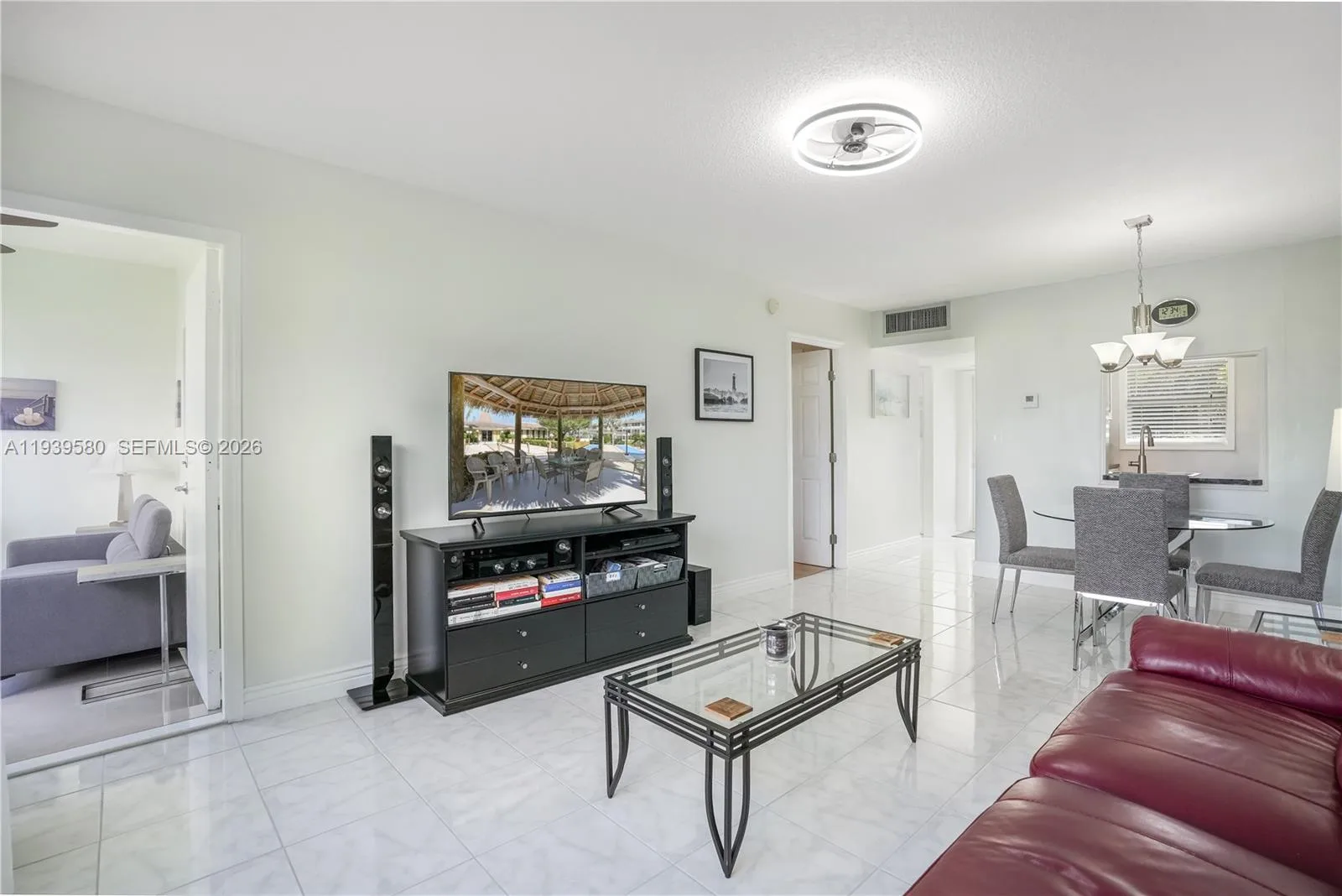 4801 NW 34th St # 406, Lauderdale Lakes, FL 33319 photo 7