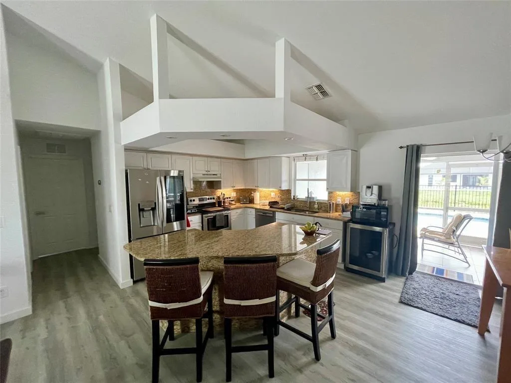 846 SW 15th Street, Cape Coral, FL 33991 photo 4