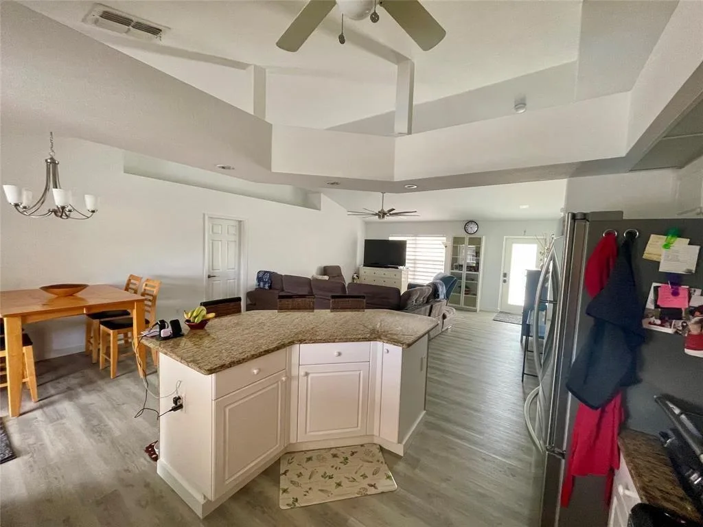 846 SW 15th Street, Cape Coral, FL 33991 photo 5