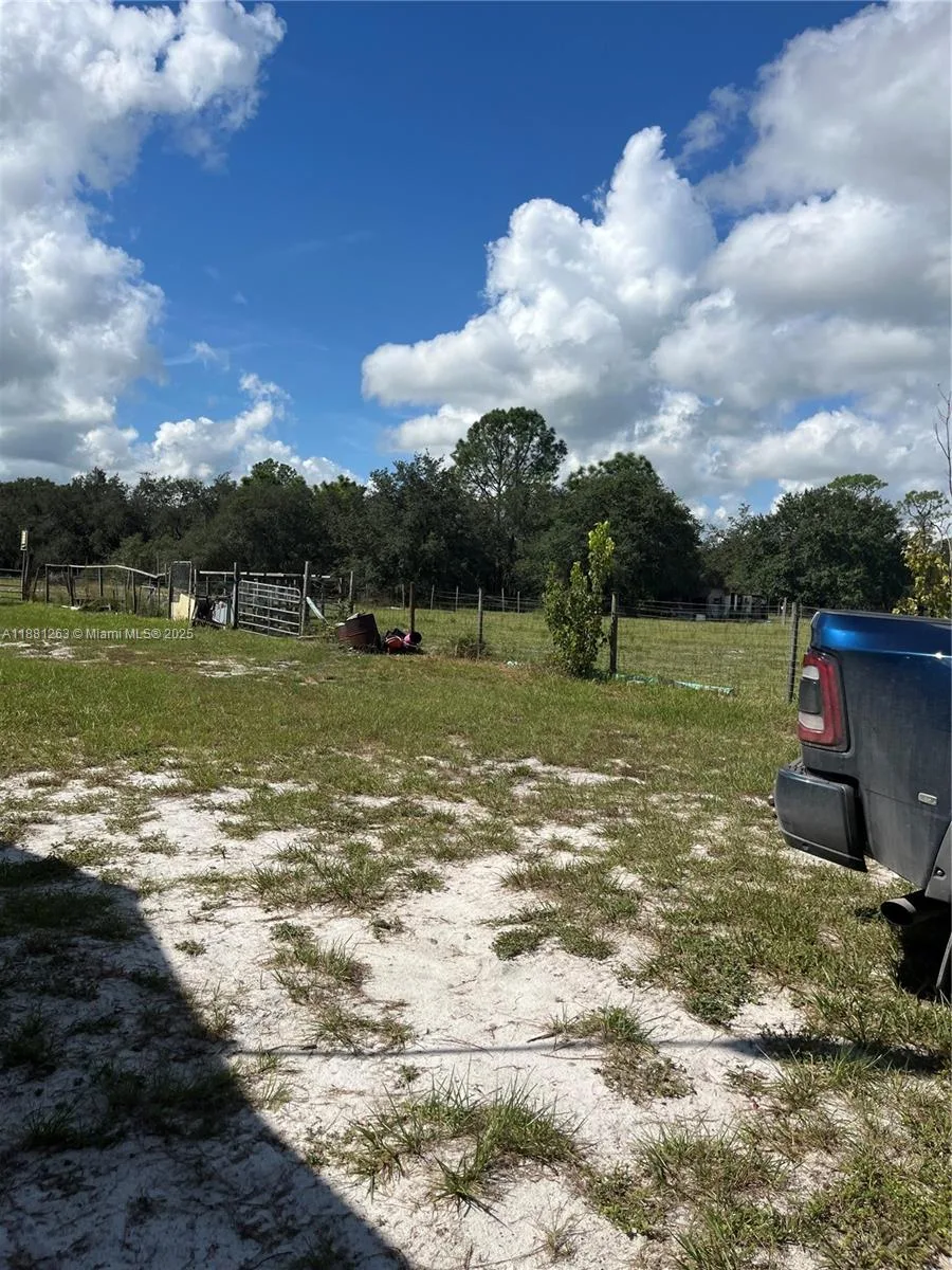 105 Farrer RD, Frostproof, FL 33843 photo 4
