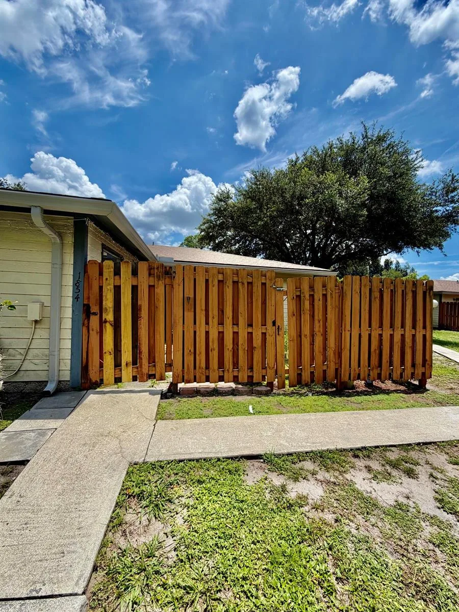 1854 My Place Lane, West Palm Beach, FL 33417