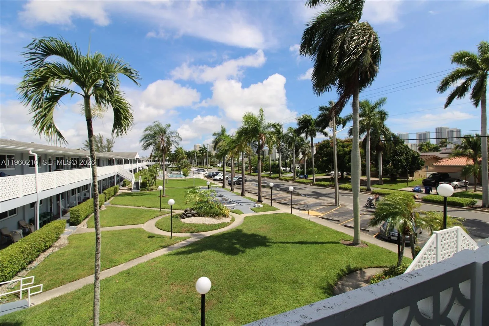 600 Layne # 216, Hallandale Beach, FL 33009 photo 2