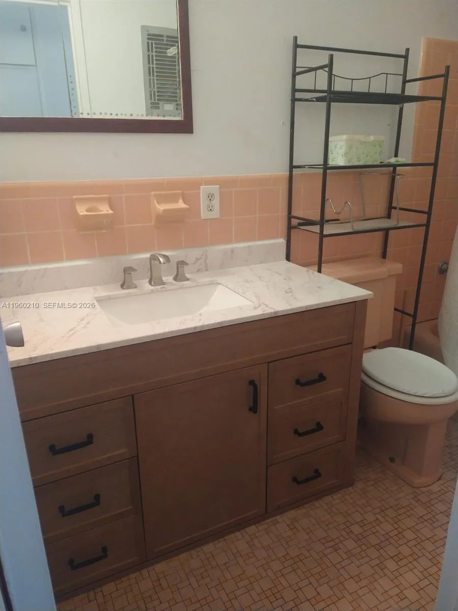600 Layne # 216, Hallandale Beach, FL 33009 photo 9