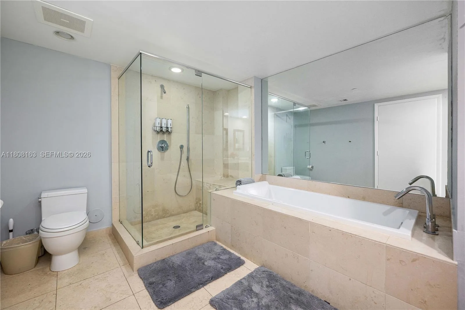 485 Brickell Ave # 1604, Miami, FL 33131 photo 11