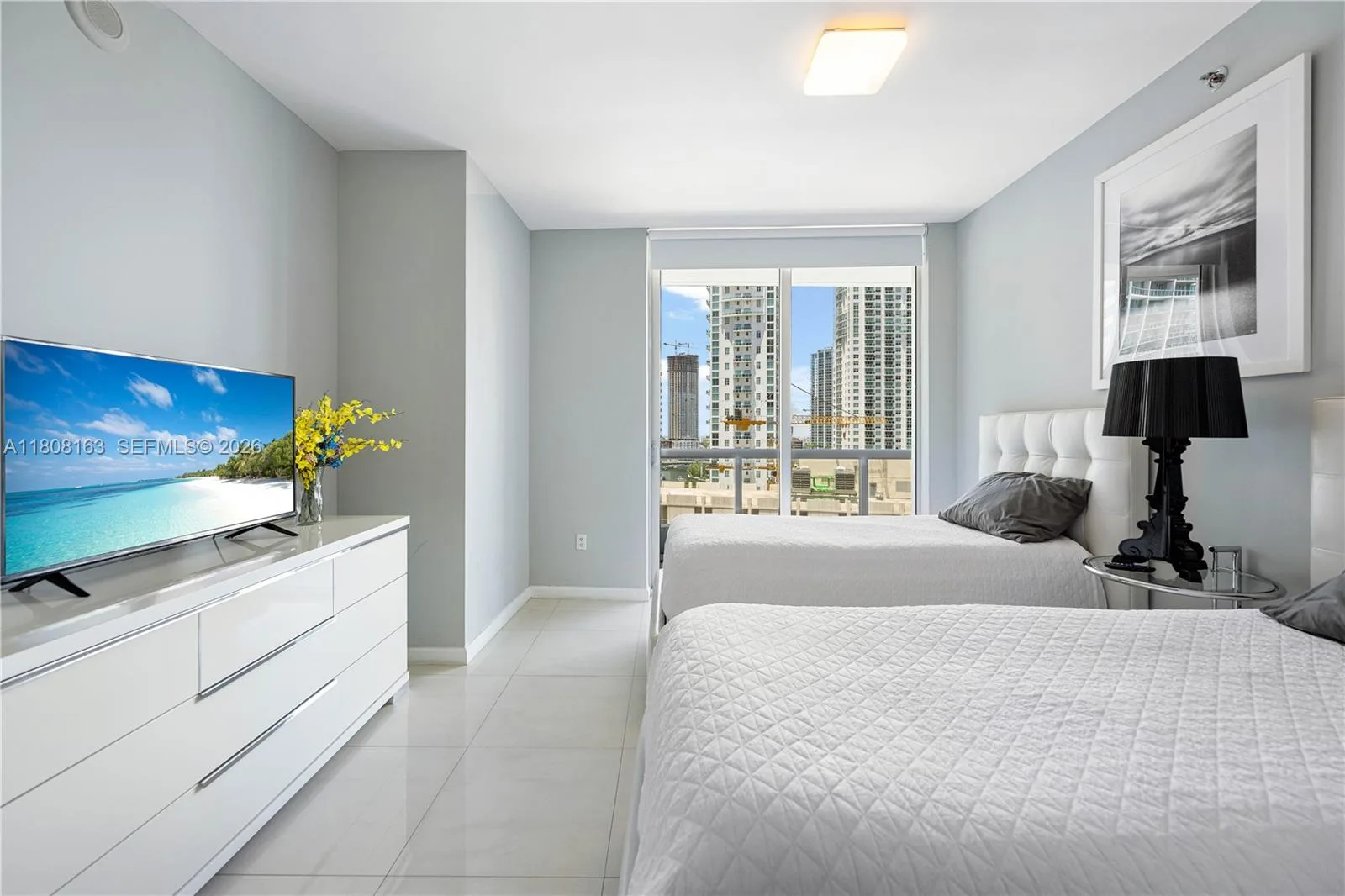 485 Brickell Ave # 1604, Miami, FL 33131 photo 12