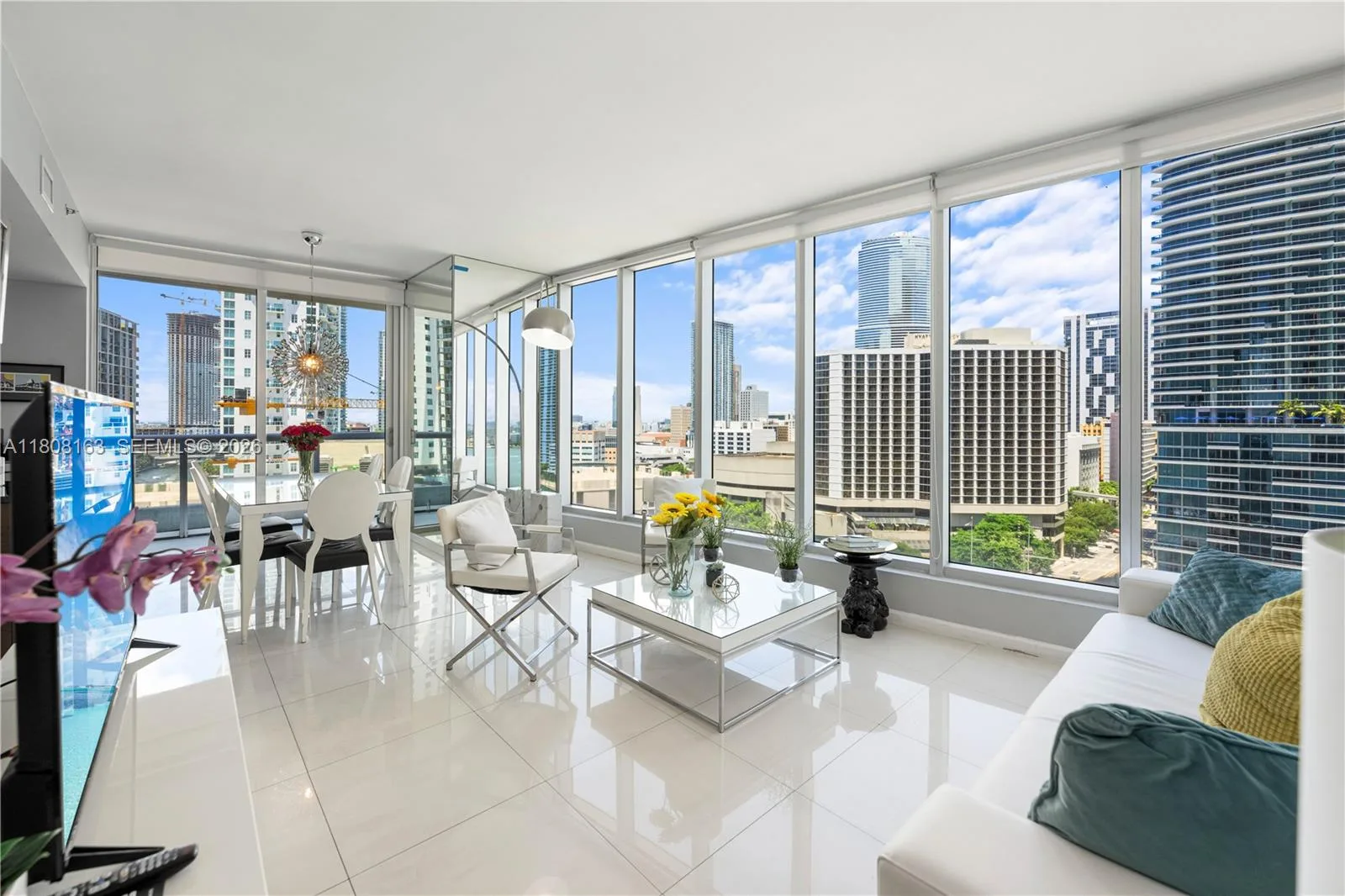 485 Brickell Ave # 1604, Miami, FL 33131 photo 2