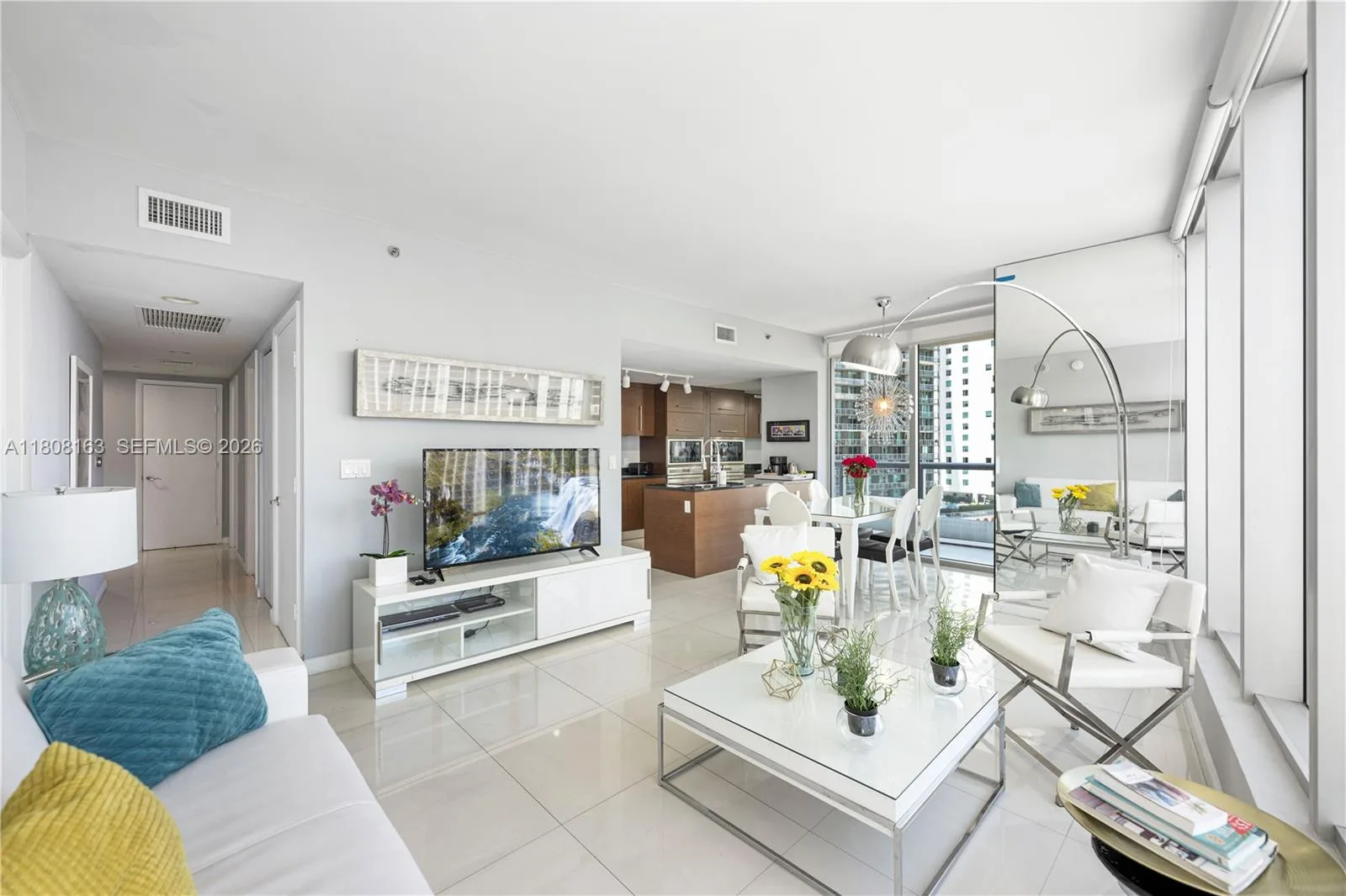 485 Brickell Ave # 1604, Miami, FL 33131 photo 3