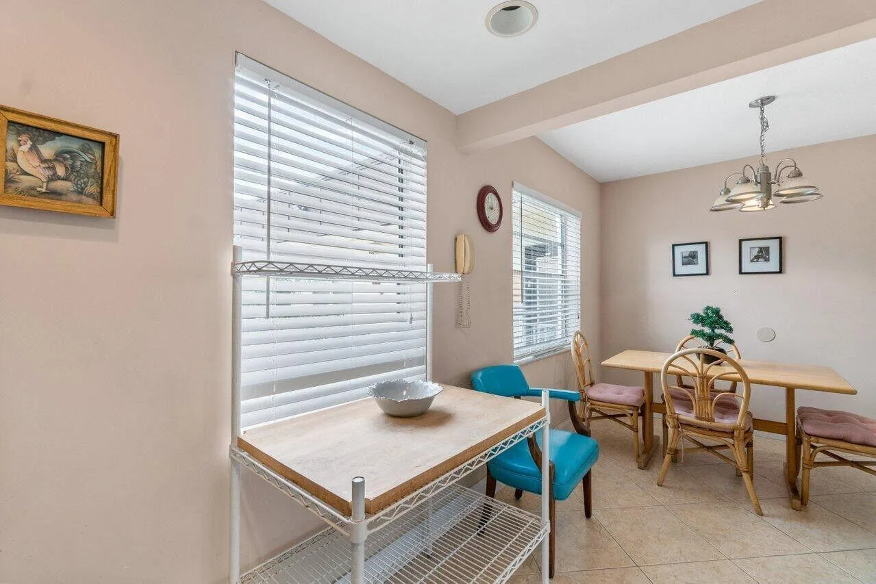 715 Normandy O, Delray Beach, FL 33484 photo 10