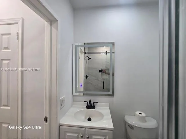 Listing photo 9