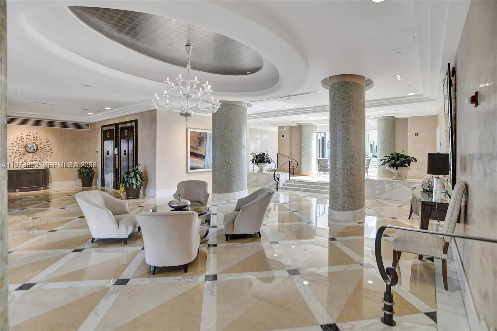 6917 Collins Ave # 915, Miami Beach, FL 33141