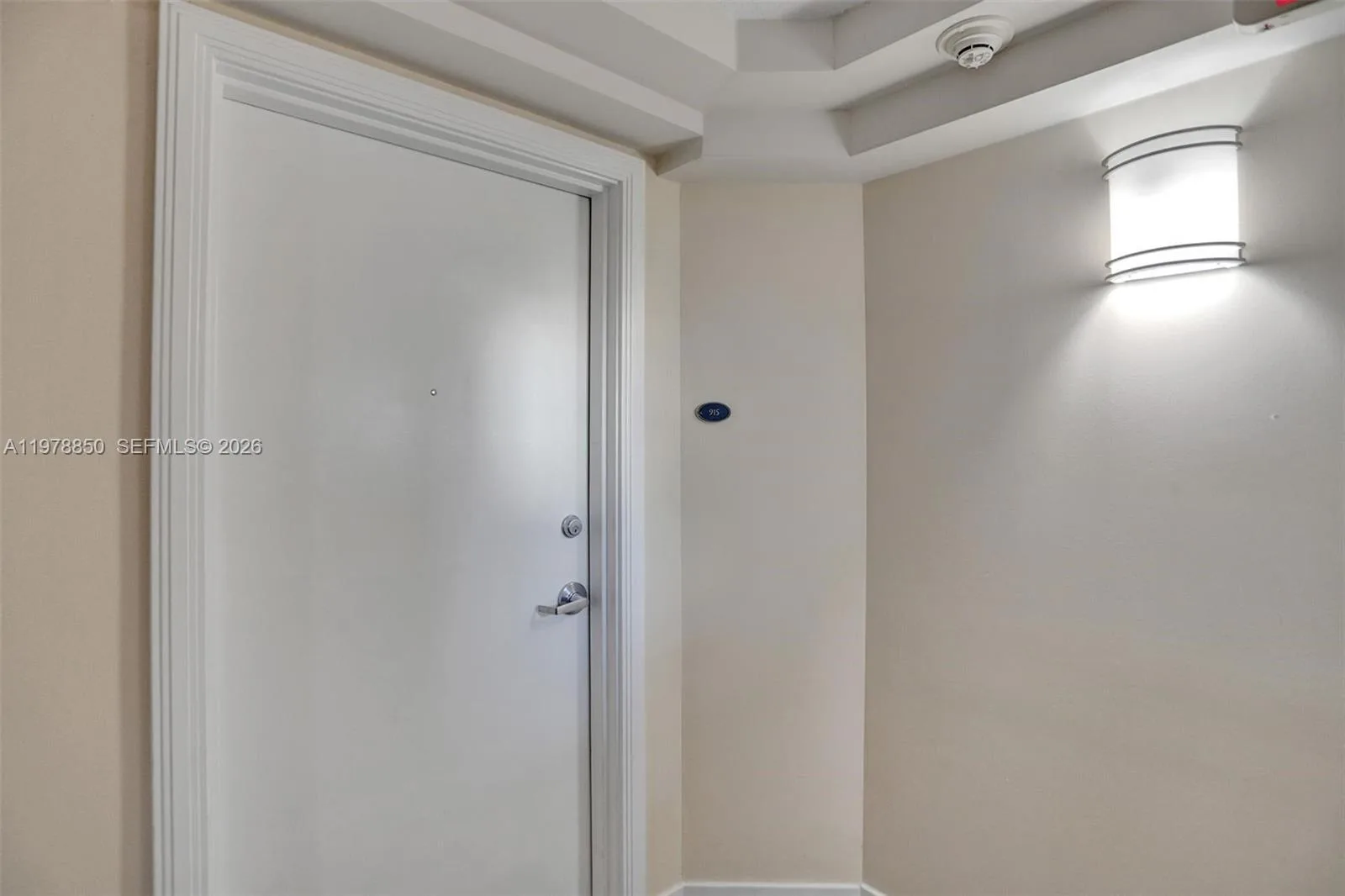 6917 Collins Ave # 915, Miami Beach, FL 33141 photo 2