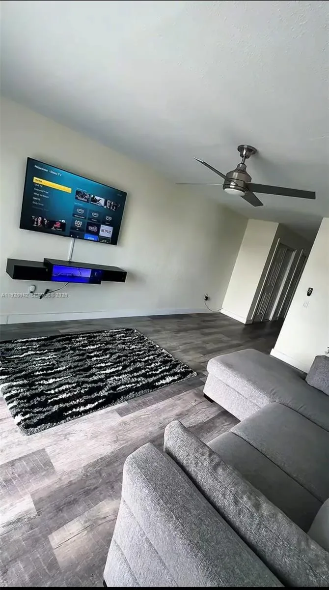 7904 West Dr # 315, North Bay Village, FL 33141