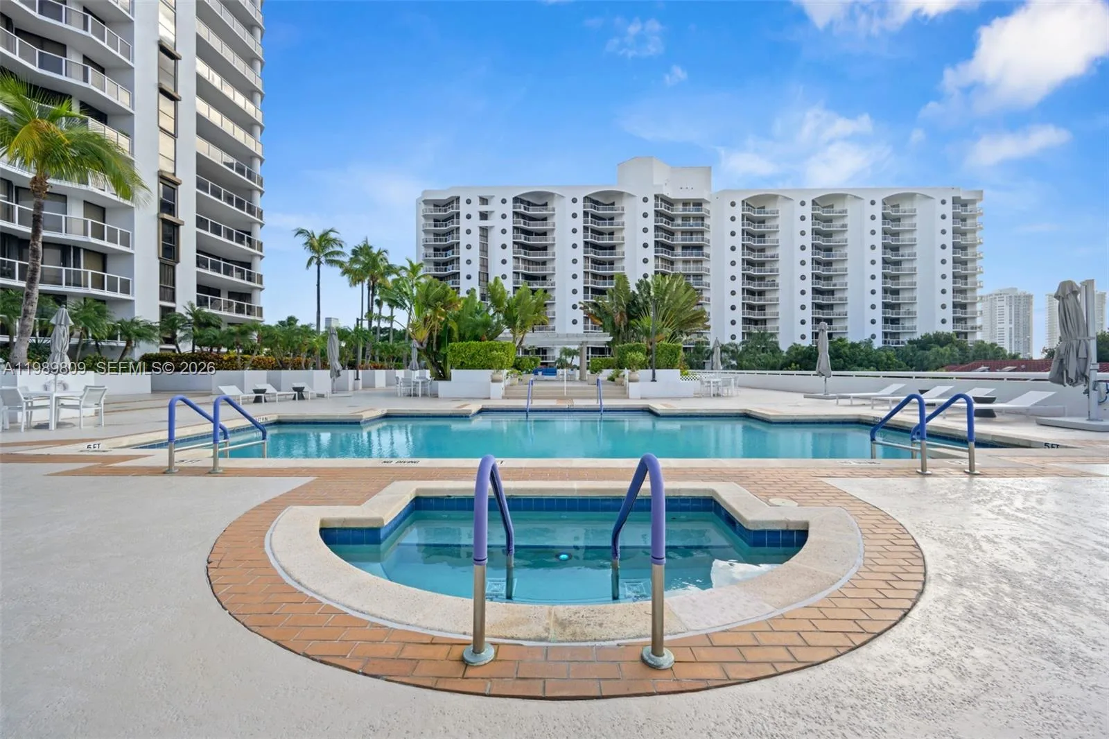 3598 Yacht Club Dr # 1204, Aventura, FL 33180 photo 10