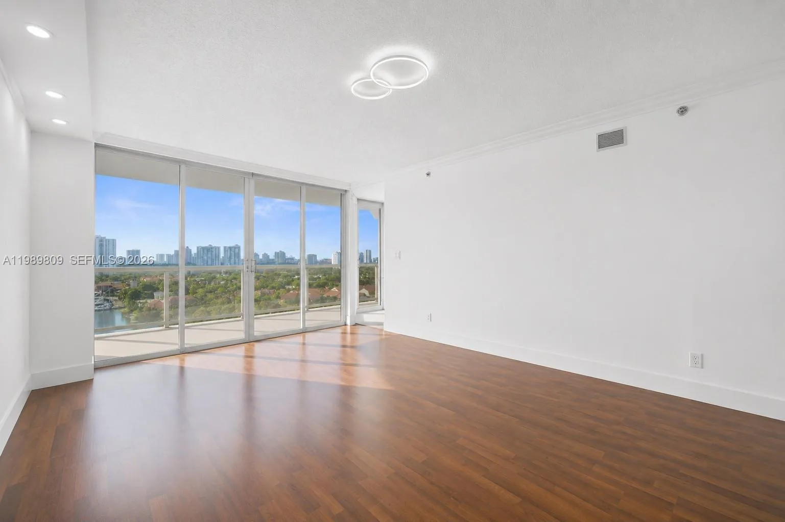 3598 Yacht Club Dr # 1204, Aventura, FL 33180 photo 12