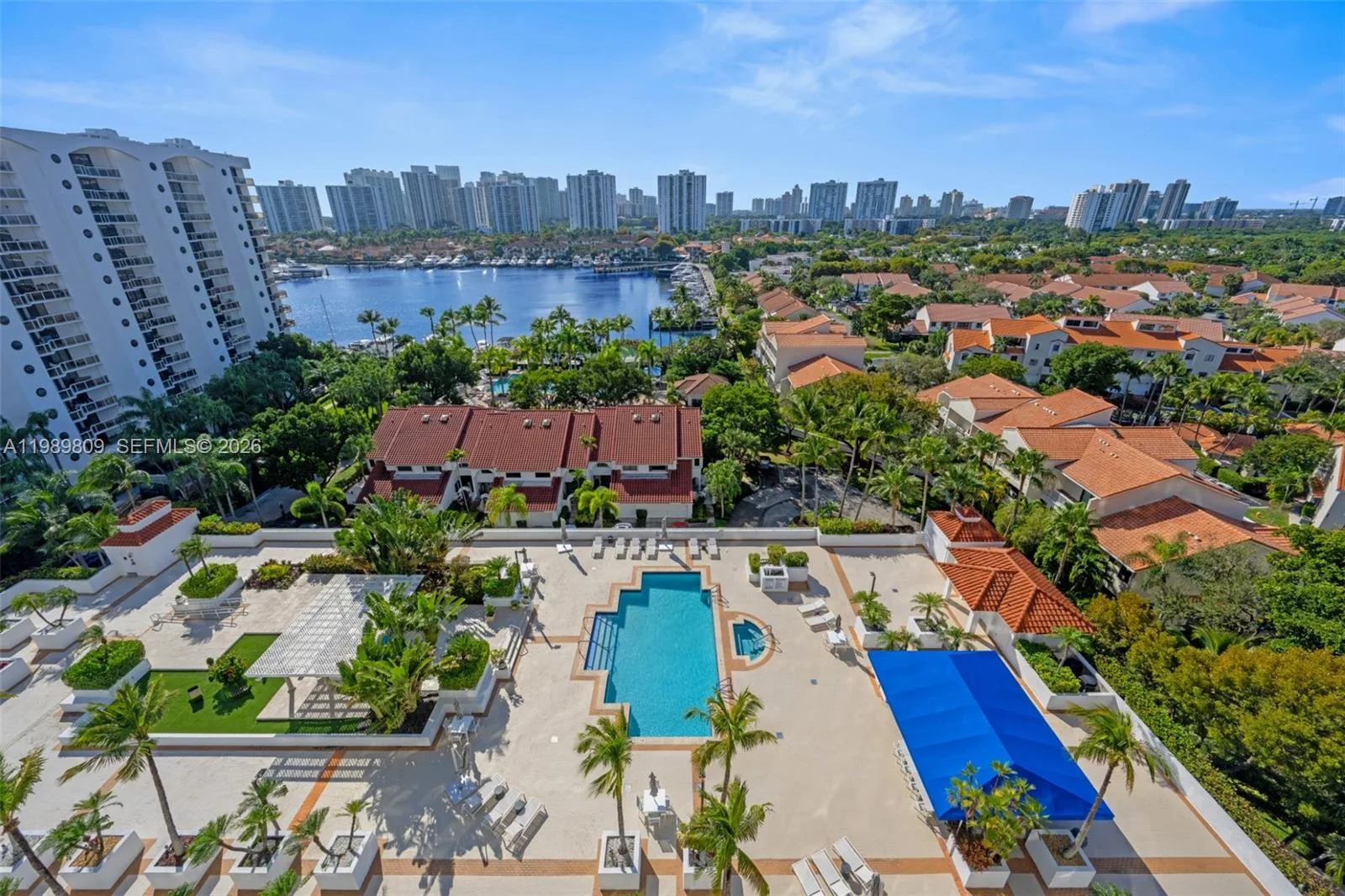 3598 Yacht Club Dr # 1204, Aventura, FL 33180 photo 8
