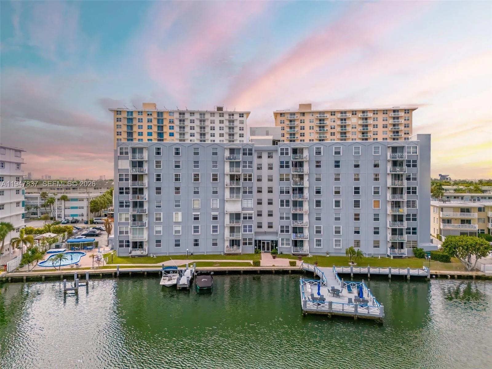 430 Golden Isles Dr # 707, Hallandale Beach, FL 33009