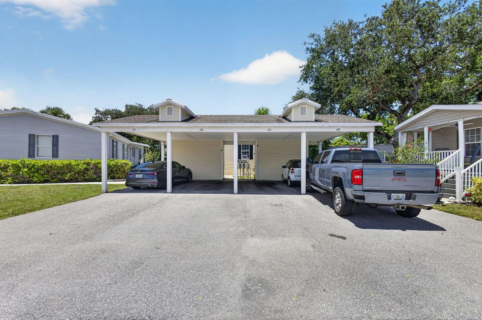 170 Maple Avenue W, Palm Beach Gardens, FL 33410