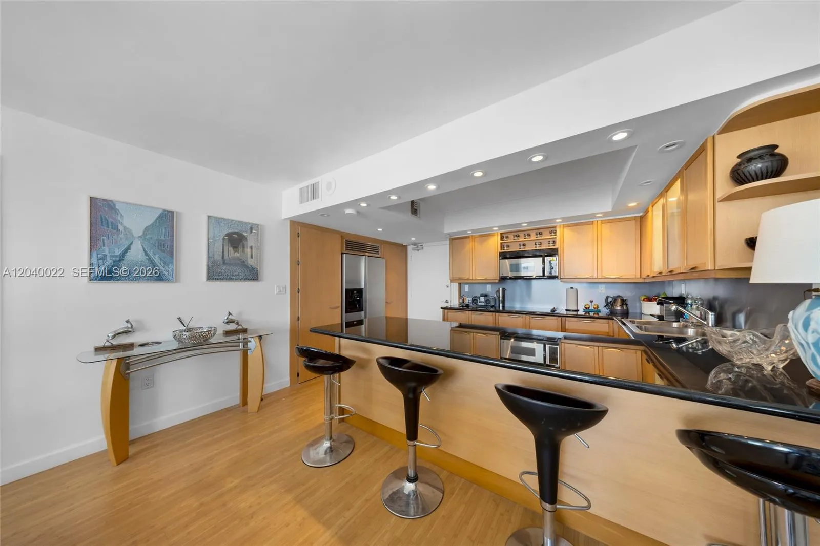 465 Ocean Dr # 1009, Miami Beach, FL 33139 photo 7