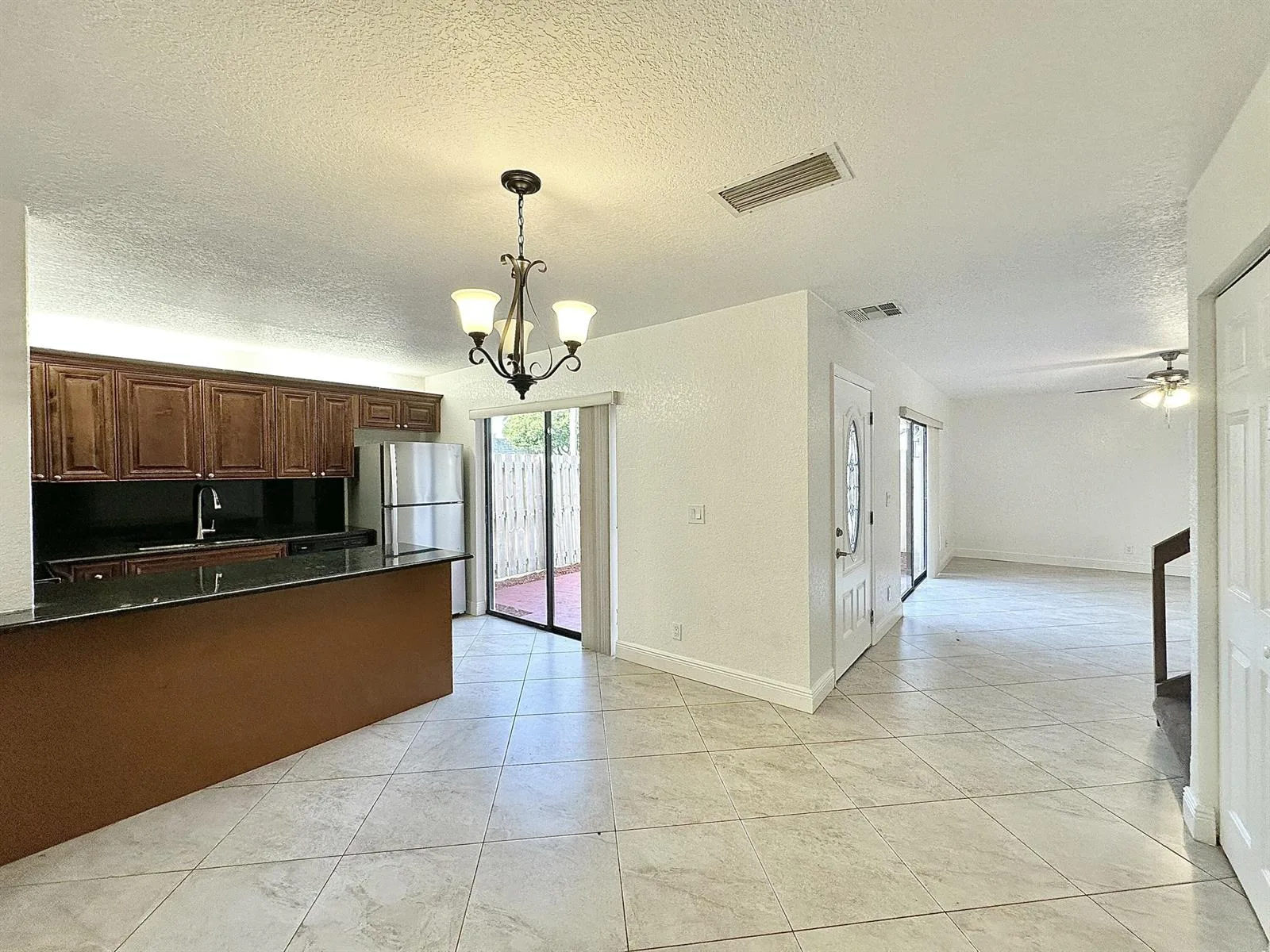 251 Lake Arbor Drive, Palm Springs, FL 33461 photo 13
