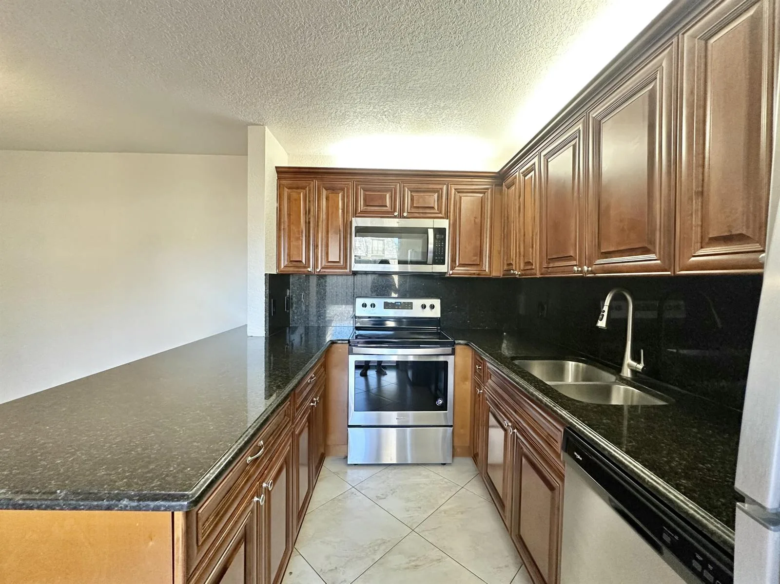 251 Lake Arbor Drive, Palm Springs, FL 33461 photo 9