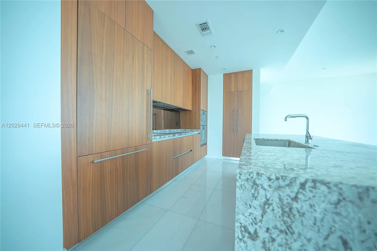 175 SE 25th Rd # 2103, Miami, FL 33129 photo 5