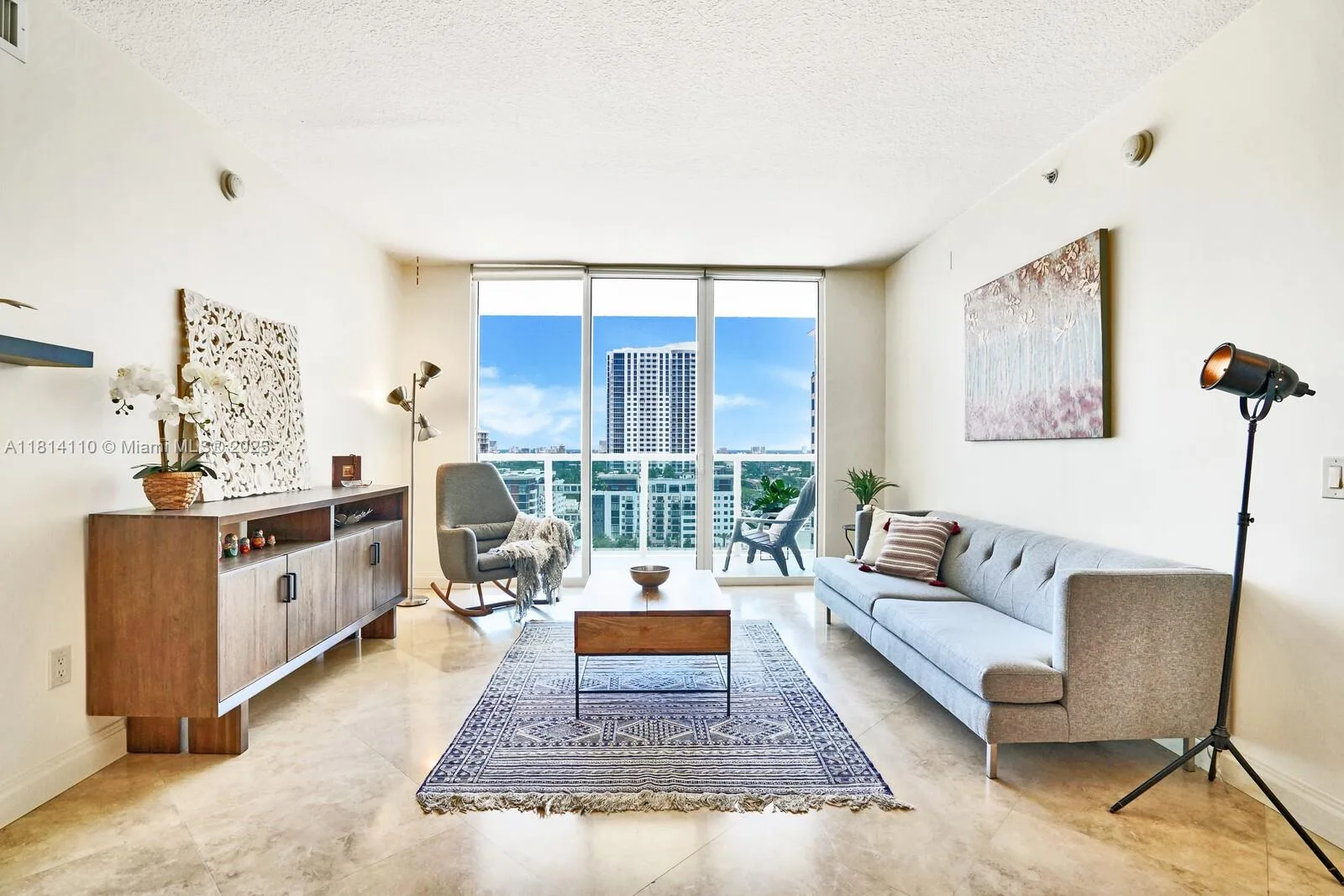 350 Las Olas Place – photo 14