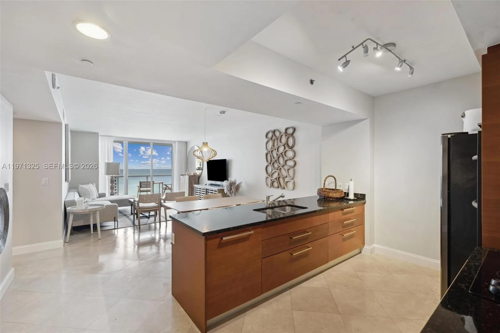 1830 S OCEAN DR # 2811, Hallandale Beach, FL 33009 photo 10