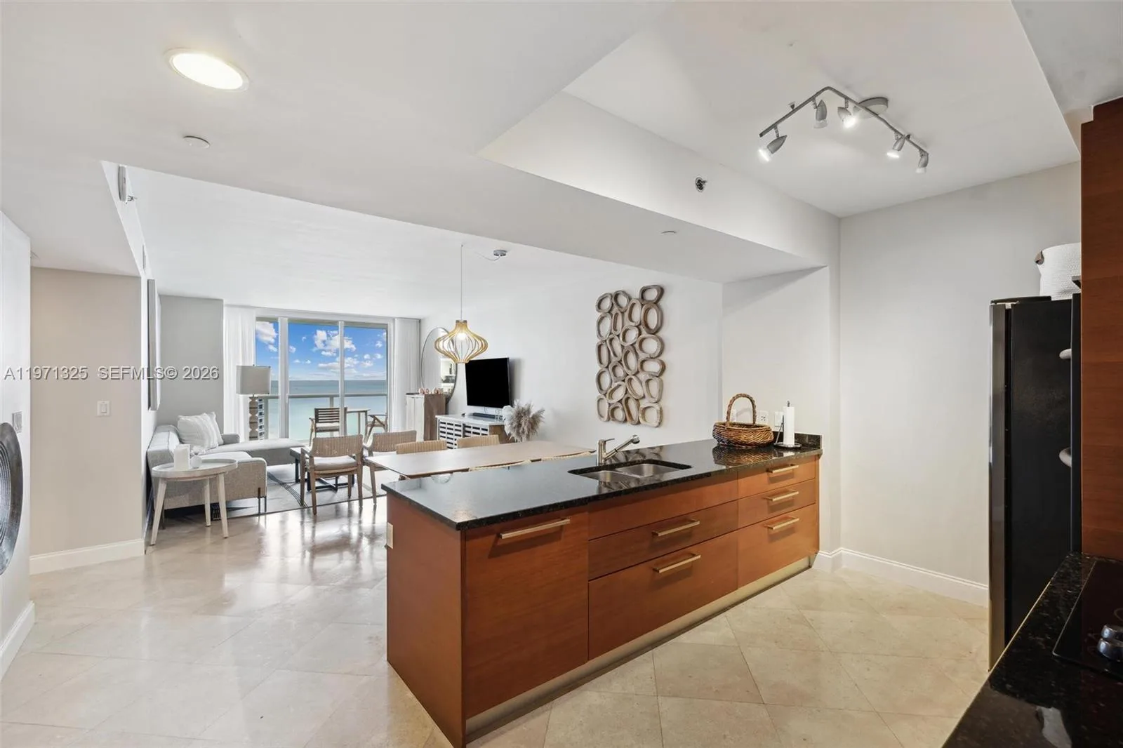 1830 S OCEAN DR # 2811, Hallandale Beach, FL 33009 photo 9