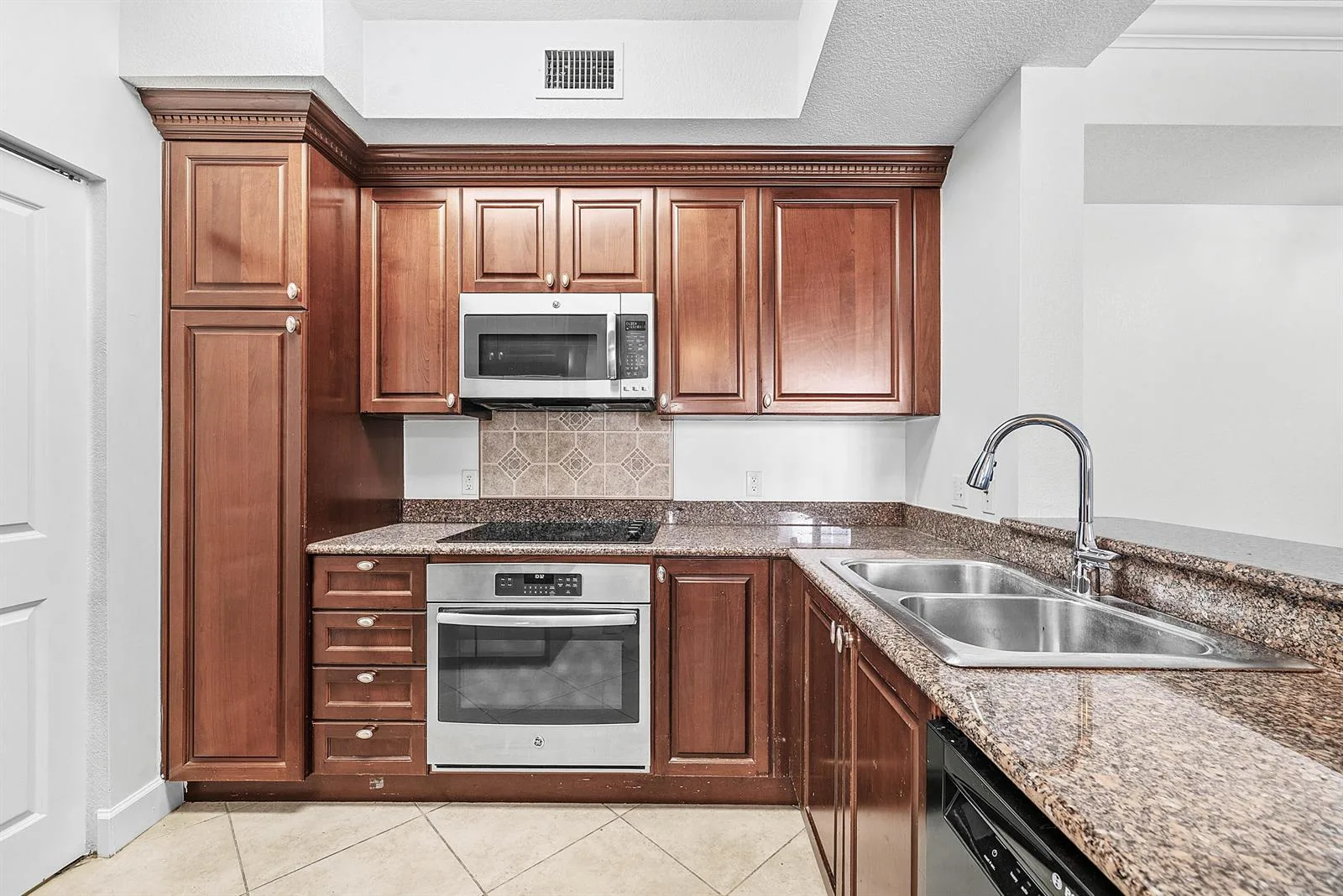 1660 Renaissance Commons Boulevard # 2421, Boynton Beach, FL 33426 photo 2