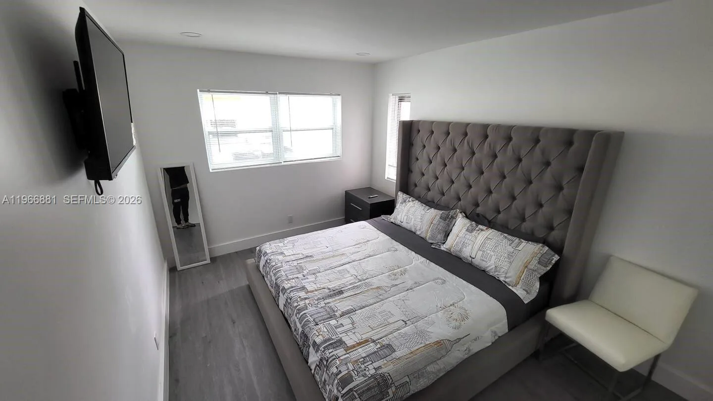 821 NE 6th St # 1, Hallandale Beach, FL 33009 photo 8