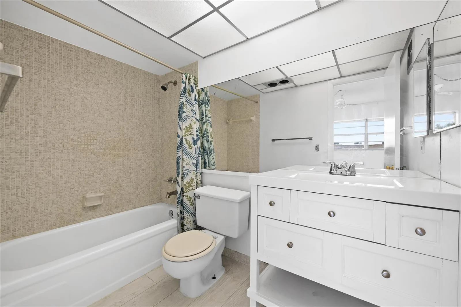 5031 W Oakland Park Boulevard # 309, Lauderdale Lakes, FL 33313 photo 12