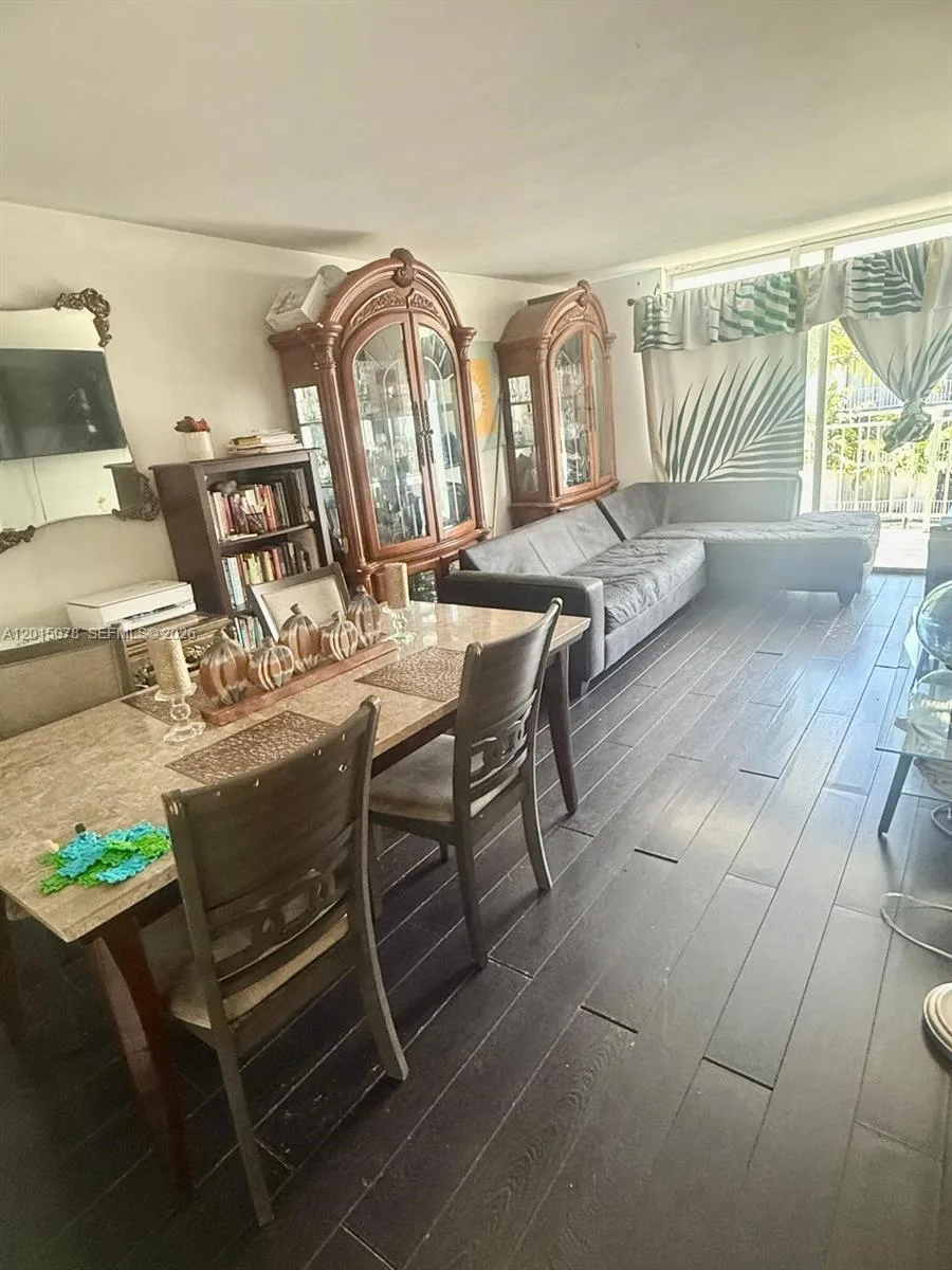 488 NW 165th St Rd # B-512, Miami, FL 33169 photo 3