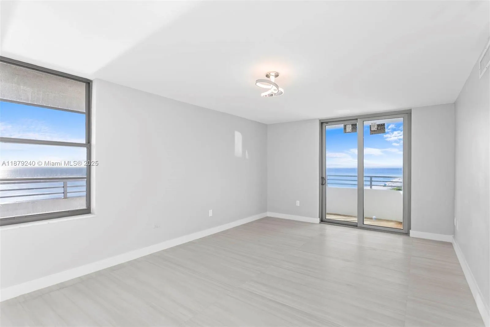 5555 Collins Ave # 14N, Miami Beach, FL 33140 photo 5