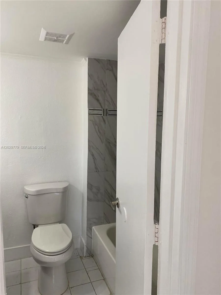 4670 NW 79th Ave # 1H, Doral, FL 33166 photo 4